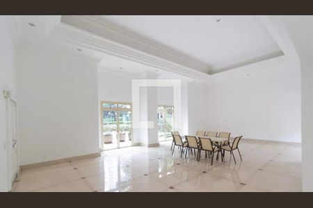 Apartamento à venda com 231m², 4 quartos e 5 vagasÁrea comum - Salão de Festas