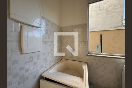 Casa de condomínio à venda com 280m², 4 quartos e 1 vagaÁrea de Serviço