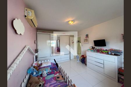 Casa de condomínio à venda com 280m², 4 quartos e 1 vagaQuarto 2