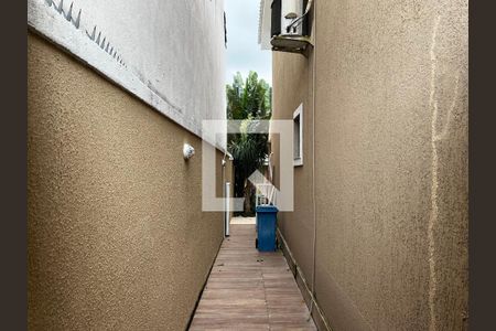 Casa de condomínio à venda com 280m², 4 quartos e 1 vagaÁrea externa