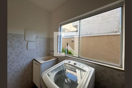 Casa de condomínio à venda com 280m², 4 quartos e 1 vagaÁrea de Serviço