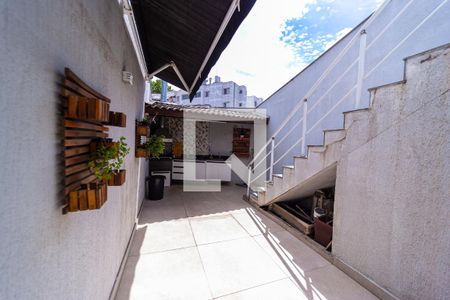 Casa à venda com 169m², 3 quartos e 3 vagas Casa à venda com 169m², 3 quartos e 3 vagasÁrea gourmet