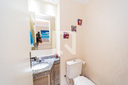 Casa à venda com 169m², 3 quartos e 3 vagas Casa à venda com 169m², 3 quartos e 3 vagasLavabo