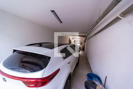 Casa à venda com 169m², 3 quartos e 3 vagas Casa à venda com 169m², 3 quartos e 3 vagasGaragem