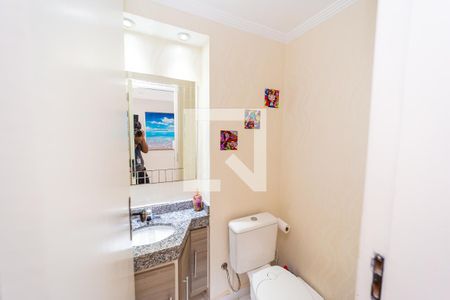 Casa à venda com 169m², 3 quartos e 3 vagas Casa à venda com 169m², 3 quartos e 3 vagasLavabo