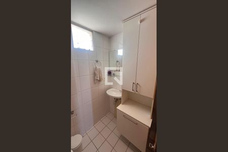 Apartamento para alugar com 65m², 2 quartos e 1 vagaBanheiro Social