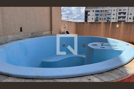 Apartamento para alugar com 65m², 2 quartos e 1 vagaOfuro