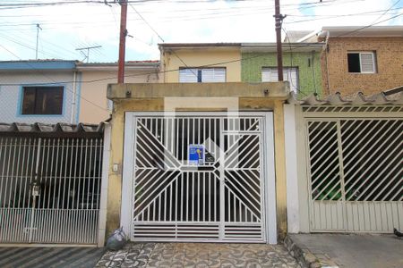 Casa à venda com 93m², 2 quartos e 1 vagaFachada