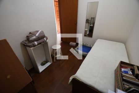 Casa de condomínio à venda com 400m², 5 quartos e 4 vagasQuarto de Serviço