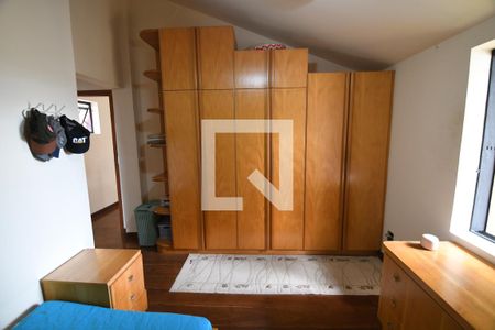 Casa de condomínio à venda com 400m², 5 quartos e 4 vagasQuarto 5 - Suíte