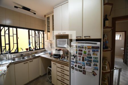 Casa de condomínio à venda com 400m², 5 quartos e 4 vagasCozinha