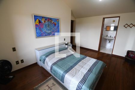 Casa de condomínio à venda com 400m², 5 quartos e 4 vagasQuarto 4 - Suíte