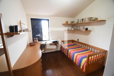 Casa de condomínio à venda com 400m², 5 quartos e 4 vagasQuarto 3