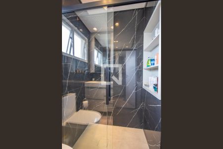 Apartamento à venda com 136m², 3 quartos e 2 vagasBanheiro da Suíte 1