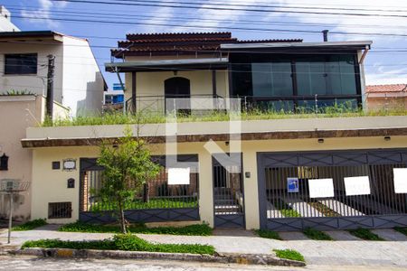 Casa para alugar com 460m², 5 quartos e 4 vagasFachada