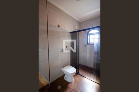 Casa para alugar com 460m², 5 quartos e 4 vagasBanheiro