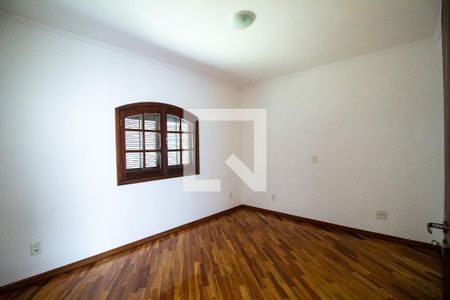 Casa para alugar com 460m², 5 quartos e 4 vagasQuarto 2
