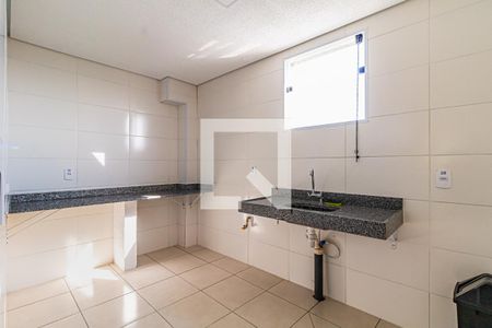 Apartamento para alugar com 42m², 2 quartos e 1 vagaÁrea comum - Salão de festas