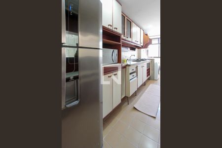 Apartamento para alugar com 75m², 2 quartos e 1 vaga Apartamento para alugar com 75m², 2 quartos e 1 vagaCozinha