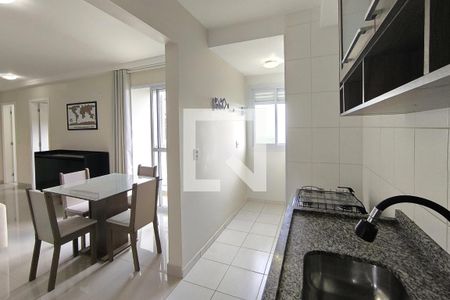 Apartamento à venda com 60m², 2 quartos e 2 vagasCozinha