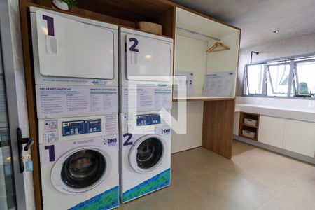 Studio para alugar com 26m², 1 quarto e sem vaga Studio para alugar com 26m², 1 quarto e sem vagaÁrea Comum - Lavanderia