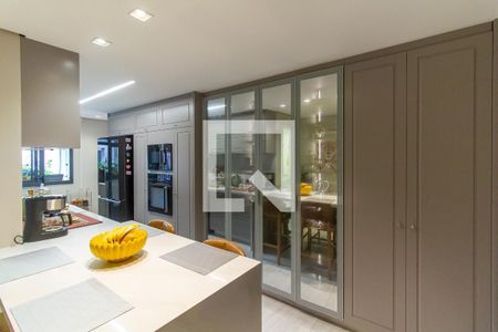 Apartamento à venda com 150m², 3 quartos e 2 vagasCozinha