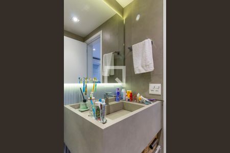 Apartamento à venda com 150m², 3 quartos e 2 vagasBanheiro da Suíte 2