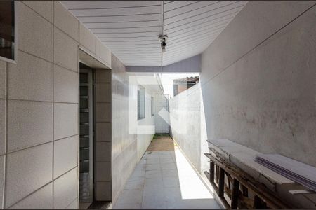 Casa à venda com 200m², 5 quartos e 2 vagas Casa à venda com 200m², 5 quartos e 2 vagasÁrea de Serviço - casa 2