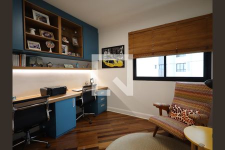 Apartamento à venda com 288m², 4 quartos e 4 vagasEscritório