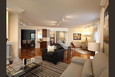 Apartamento à venda com 288m², 4 quartos e 4 vagasSala