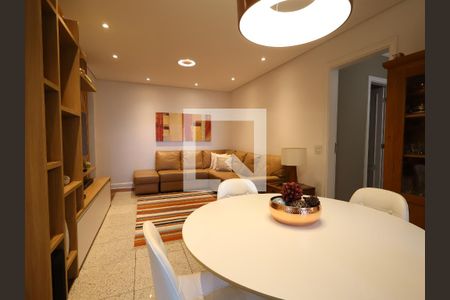 Apartamento à venda com 288m², 4 quartos e 4 vagasSala de Jantar 2