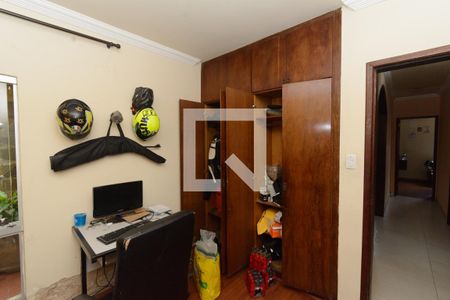 Casa à venda com 180m², 3 quartos e 1 vaga Casa à venda com 180m², 3 quartos e 1 vagaQuarto 3