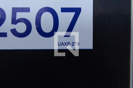 Casa à venda com 180m², 3 quartos e 1 vaga Casa à venda com 180m², 3 quartos e 1 vagaPlaquinha