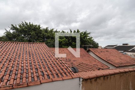 Casa à venda com 220m², 4 quartos e 4 vagas Casa à venda com 220m², 4 quartos e 4 vagasQuarto 3