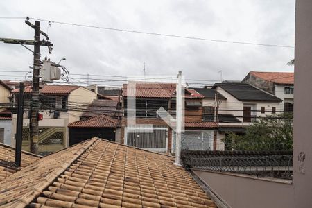 Casa à venda com 220m², 4 quartos e 4 vagas Casa à venda com 220m², 4 quartos e 4 vagasVista