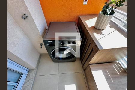 Studio para alugar com 43m², 0 quarto e 1 vaga Studio para alugar com 43m², 0 quarto e 1 vagaSacada