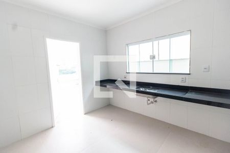 Casa à venda com 230m², 3 quartos e 6 vagas Casa à venda com 230m², 3 quartos e 6 vagasCozinha