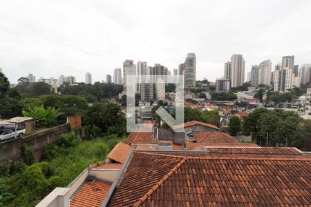 Casa à venda com 230m², 3 quartos e 6 vagas Casa à venda com 230m², 3 quartos e 6 vagasVista