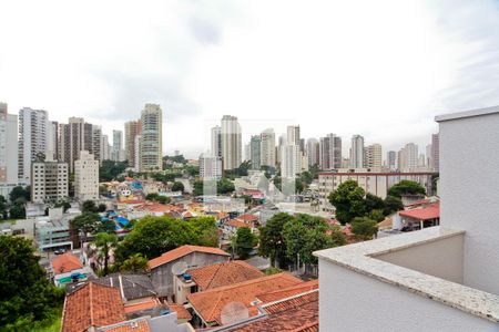 Casa à venda com 230m², 3 quartos e 6 vagas Casa à venda com 230m², 3 quartos e 6 vagasVista