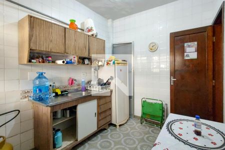 Cozinha de apartamento para alugar com 2 quartos, 60m² em Boqueirão, Praia Grande