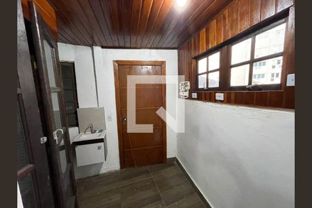 banheiro de casa para alugar com 2 quartos, 20m² em Parque Frondoso, Cotia