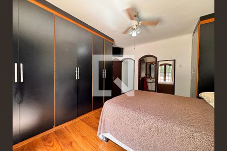 Casa à venda com 175m², 3 quartos e 2 vagasSuite 