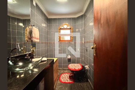 Casa à venda com 175m², 3 quartos e 2 vagasLavabo 