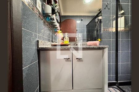 Casa à venda com 175m², 3 quartos e 2 vagasBanheiro 