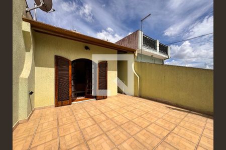 Casa à venda com 175m², 3 quartos e 2 vagasVaranda