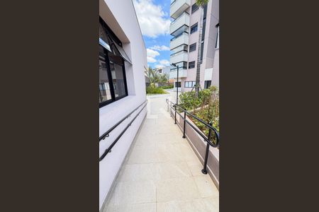 Apartamento à venda com 125m², 3 quartos e 3 vagas Apartamento à venda com 125m², 3 quartos e 3 vagasrampa