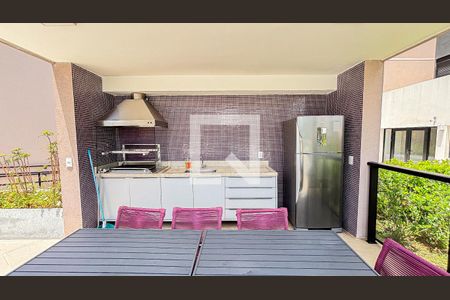 Apartamento à venda com 125m², 3 quartos e 3 vagas Apartamento à venda com 125m², 3 quartos e 3 vagasChurrasqueira da Piscina