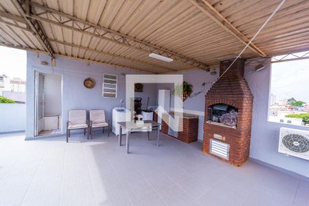 Casa à venda com 250m², 3 quartos e 5 vagas Casa à venda com 250m², 3 quartos e 5 vagasTerraço