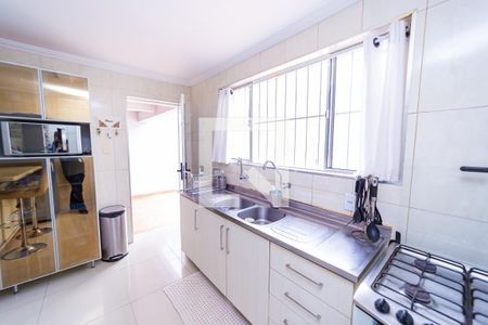 Casa à venda com 250m², 3 quartos e 5 vagas Casa à venda com 250m², 3 quartos e 5 vagasCozinha