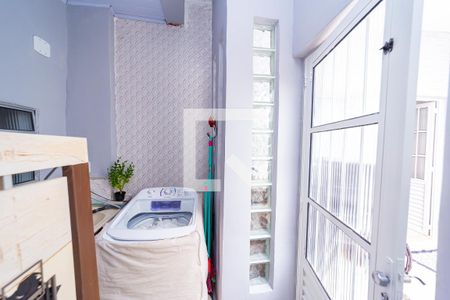 Casa à venda com 250m², 3 quartos e 5 vagas Casa à venda com 250m², 3 quartos e 5 vagasÁrea de Serviço